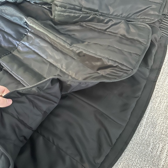 First Classic Leather Gear Women's Black Leather Jacket - Picture 9 of 16